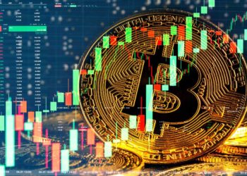 Bitcoin Sinks to $18.5K Due to Regulatory, Interest Hike Concerns