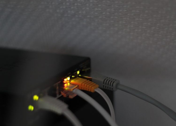 Helium developers propose switching to the Solana blockchain