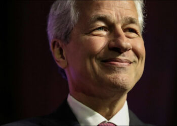 Jamie Dimon cannot make up his mind on Bitcoin