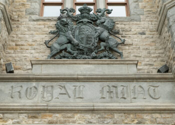 UK’s Royal Mint Reveals Record Profits Amid Significant Demand for Physical Gold and Silver – Bitcoin News