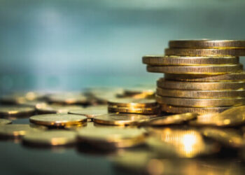 Billions of Dollars Exit Exchanges as Investors Scuttle Towards Safety