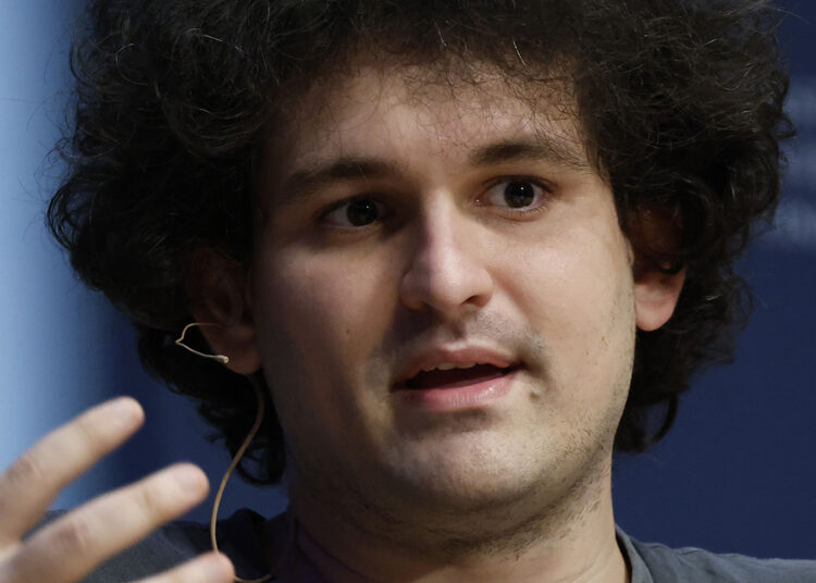 Hollywood, Streaming Giants Scramble for Movie Rights to FTX Saga – Bitcoin News