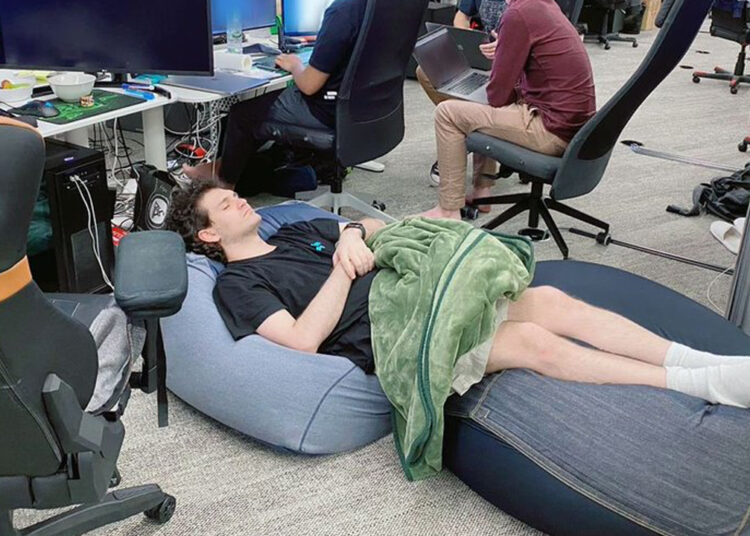 SBF Is Sleeping Better, Playing Video Games — New York Times Sam Bankman-Fried Interview Dunked on for Going Soft on FTX Co-Founder – Bitcoin News