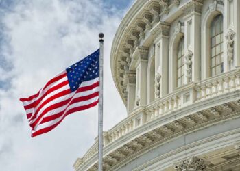 US Senator Introduces Bill to Regulate Payment Stablecoins – Bitcoin News