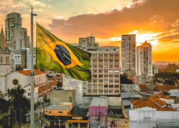 Brazil and Argentina explore a common currency