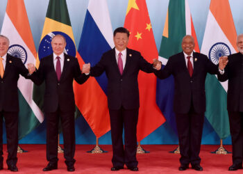 Sberbank Analyst’s Editorial Delves Into the ‘Tremendous Potential’ of a BRICS Reserve Currency Fueling De-Dollarization – Economics Bitcoin News