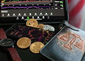 Grayscale and biggest Bitcoin Miner Core Scientific get big investment offerings