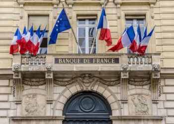 Bank of France Governor Calls for Mandatory Licensing for Crypto Companies – Regulation Bitcoin News