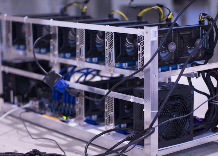 Solo Bitcoin Miner with only 10 TH/s beating market giants
