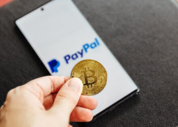 Payments giant PayPal and Galaxy raise $20 million