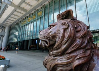 HSBC is looking for a top executive to work with asset tokenization