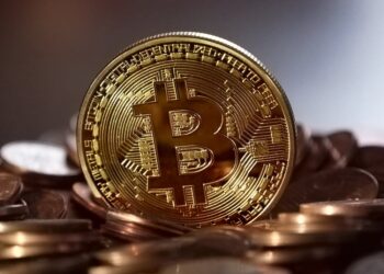 Why Some Business Accept Cryptocurrencies (And More Should Consider It)