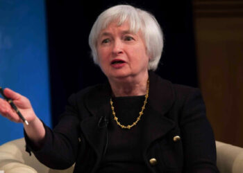 Yellen Works with Regulators to Address Silicon Valley Bank Collapse