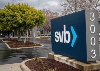 USDC Tumbles to $0.93 as Circle Reveals $3.3 Billion Held at SVB, Tether and Binance Not Exposed
