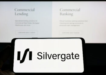 Silvergate Bank Voluntary Liquidation Sparks Controversy in Crypto Industry