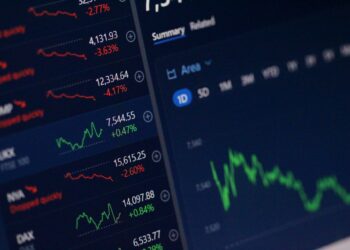 Binance lists Arbitrum ahead of massive airdrop as community warns of scammers