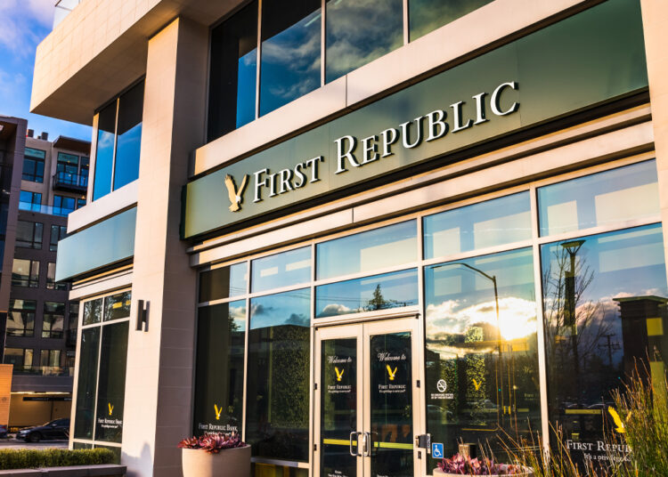 First Republic Bank’s Shares Downgraded to Junk Status by S&P Global; Stock Slides More Than 25% Lower – Bitcoin News