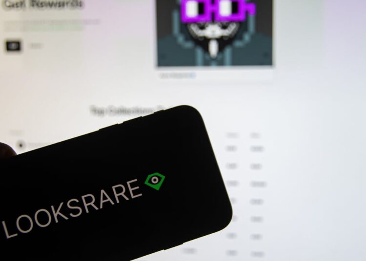 NFT Marketplace Looksrare Launches Version 2, Cutting Protocol Fees by 75% and Introducing Bulk Purchases – Bitcoin News