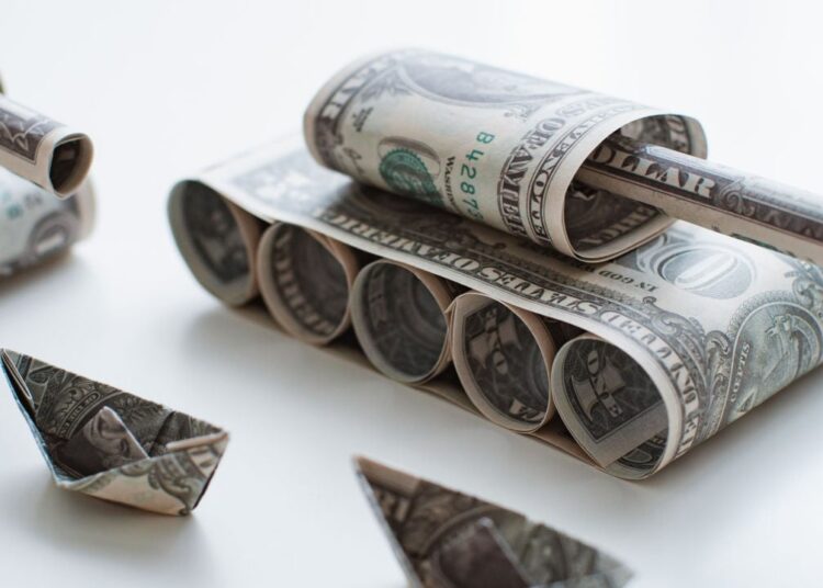 Tucker Carlson Blames Recent De-Dollarization Movements on Russian Sanctions and US Dollar Weaponization – Economics Bitcoin News