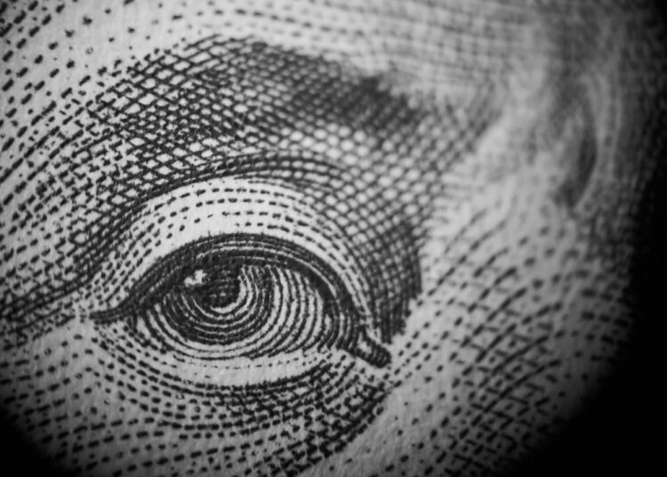 BIS Project Sparks Controversy Among Critics; Lynette Zang Warns of Dangers of CBDCs – Featured Bitcoin News