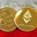 Bitcoin stable, Ethereum tries to hold important support at $1,900