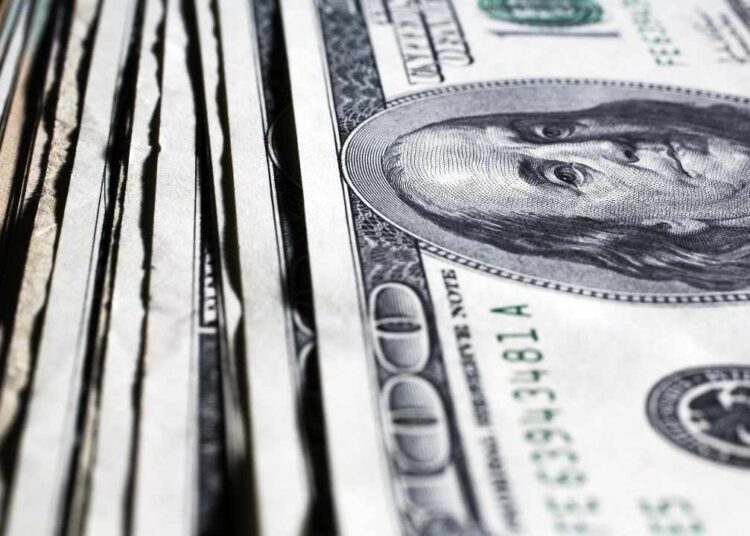 Threats to US Dollar’s Dominance Largely Domestic — Not BRICS Currency or Chinese Yuan – Economics Bitcoin News
