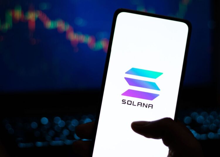 SOL up 5%, as LINK Breaks Key Resistance Level on Saturday – Market Updates Bitcoin News
