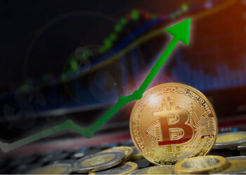 Bitcoin and crypto rebound after SEC attacks Binance and Coinbase