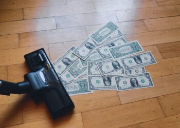 ‘Irresponsible’ Debt Ceiling Deal to Hasten US Dollar Dominance Collapse, Boosting Bitcoin as the Global Currency