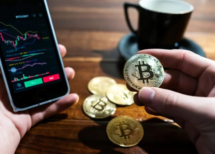 Long-Term Bitcoin Holders Accumulate over $450 Billion