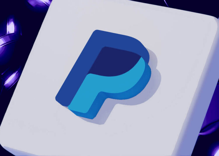 Rep. Maxine Waters criticizes PayPal’s stablecoin, demands regulation on par with financial institutions