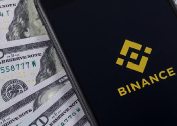 Binance to Phase Out BUSD Support by February 2024 Amid Paxos Minting Halt