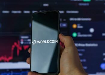 $$$ Worldcoin Claims 4 Million App Downloads and 1 Million Active Users, Fuelling Mass Adoption