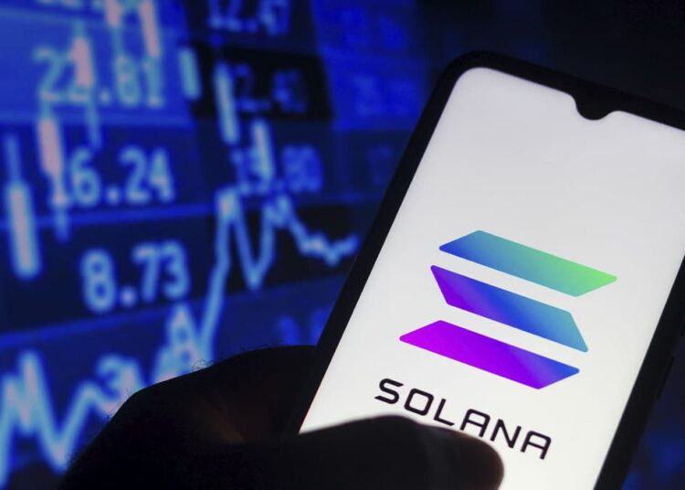Solana Mobile’s Saga Smartphone Sells Out, Sets Stage for next