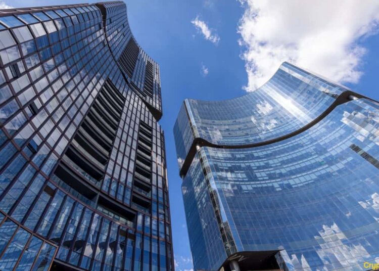 Crypto Hedge Funds Experience Recovery, Optimistic for 2024 Growth