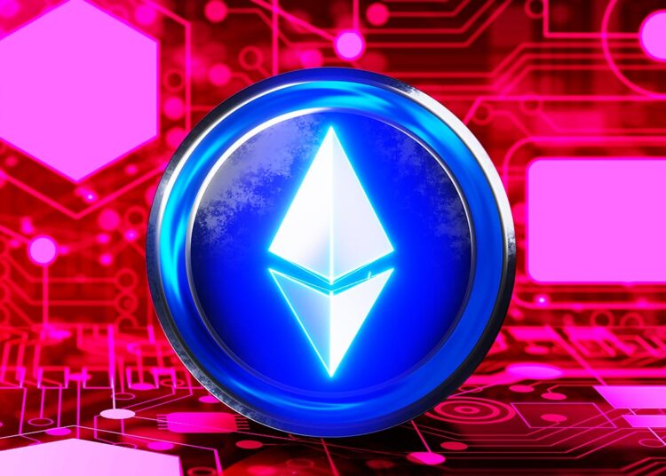 Analyst Says Ethereum Massive Bullish Reversal Signal Flashing, Updates Forecast on Bitcoin and One Low-Cap Altcoin