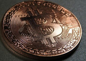 Increased Bitcoin Activity and Predictions of Corrections Mark Crypto Market Trends
