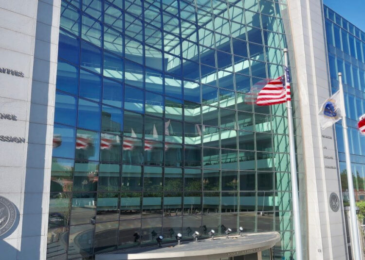 Major Banking and Financial Associations Urge SEC to Amend SAB 121 for Digital Asset Custody