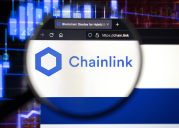 Chainlink Whales Accumulate 57M LINK, Standard Chartered Forecasts $4K for Ethereum, NuggetRush Dual Utility Attracts Investors