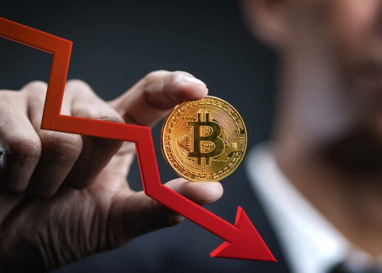 Peter Schiff Warns of Bitcoin ‘Pump and Dump’ — Expects to See a ‘Massacre’