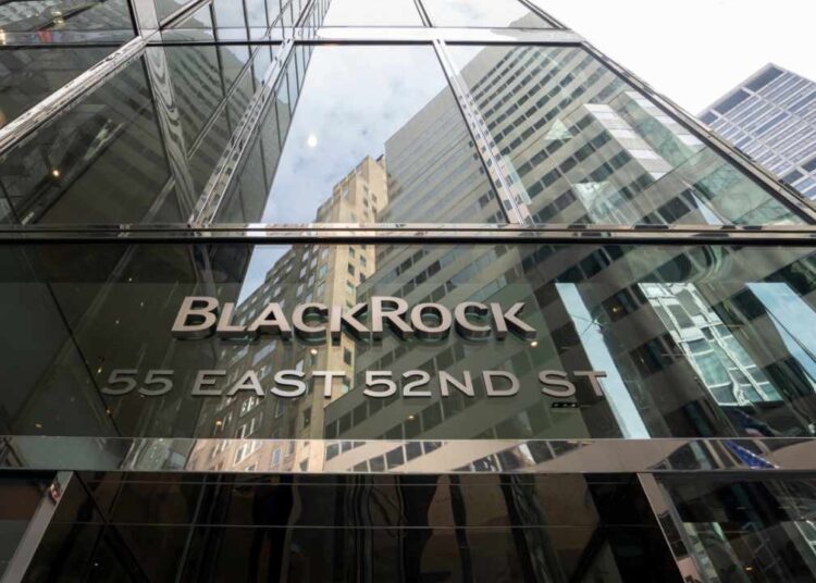 Bitcoin Tops Crypto Priority for Blackrock Clients as IBIT Holdings Reach 243K BTC