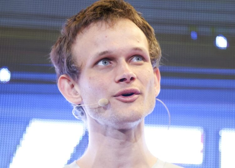 Vitalik Buterin Explores Blobs and Parallelization in L2 Rollup Analysis