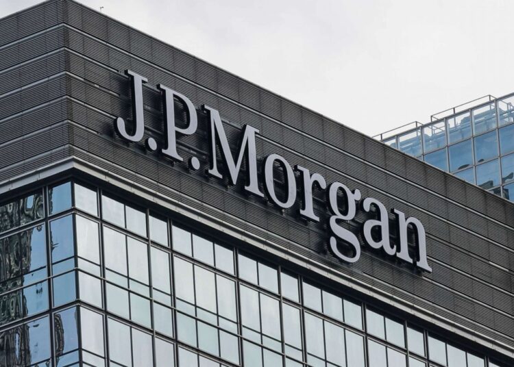 JPMorgan’s Sounds Alarm on MicroStrategy’s Bitcoin Buying Spree