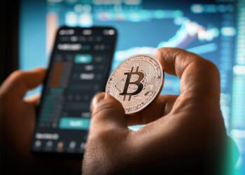 White House Predicts Bitcoin Surge to $250,000: Expert Insights Unveiled