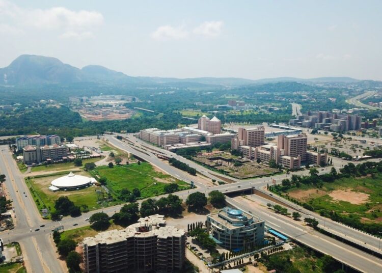 Nigerian Senate Committee: Regulated Crypto Trading a Boost for Local Currency