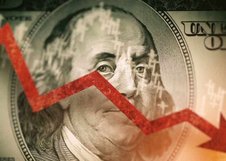 Economist Peter Schiff Advises Against Buying US Dollars — Warns of USD Breakdown