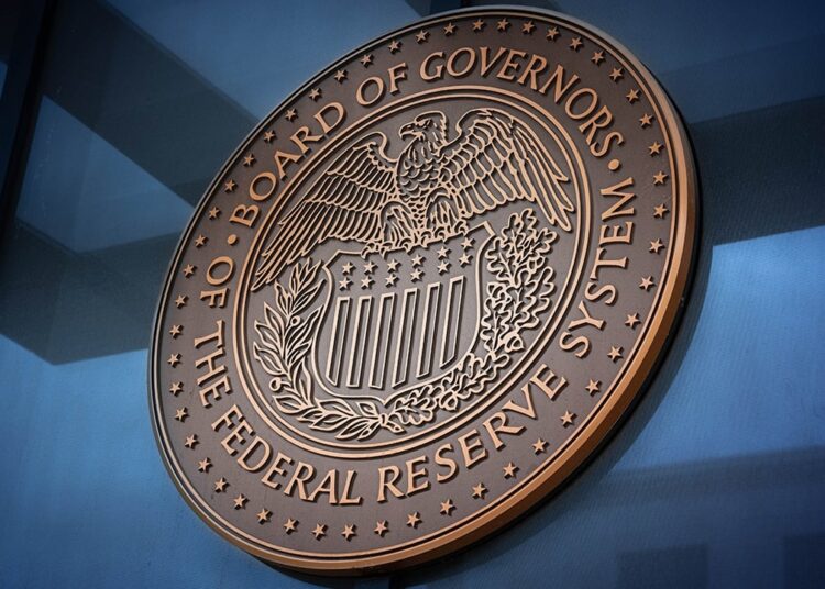 Utah Senator Seeks to Abolish Federal Reserve