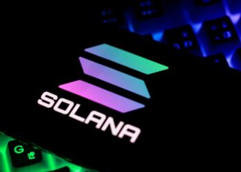 Solana ETF Approval Odds Rise Amid Potential Political Shifts, Analyst Says