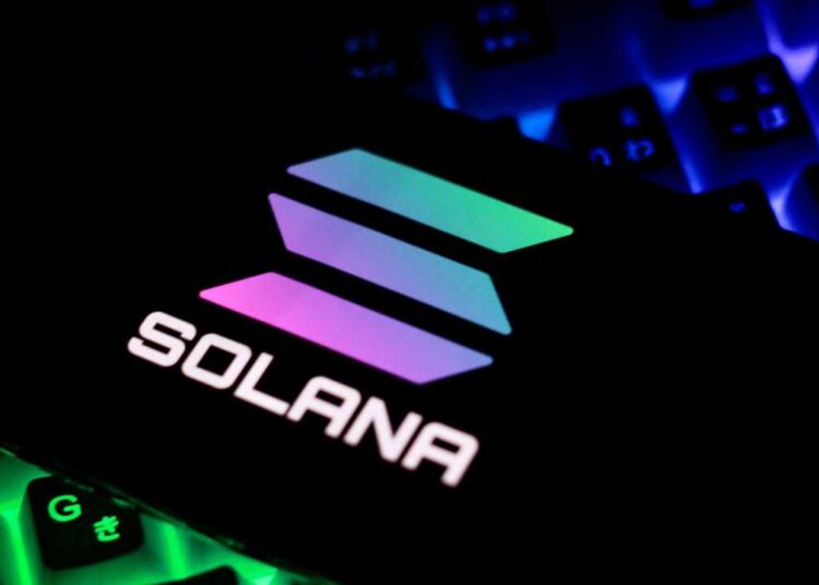 Solana ETF Approval Odds Rise Amid Potential Political Shifts, Analyst Says