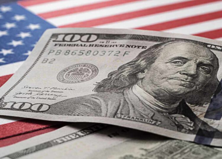 Analysts Predict US Dollar Trends Amid Biden’s Withdrawal and Trump’s Lead